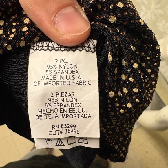 Chic Black and Gold Patterned Jacket - Picture 8 of 9